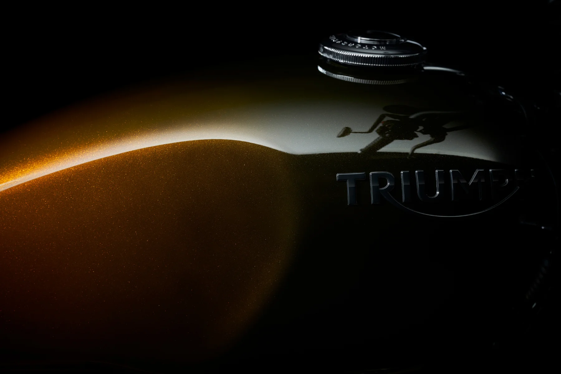 Scrambler_Orange_StealthEdition_MY24_0021_TR