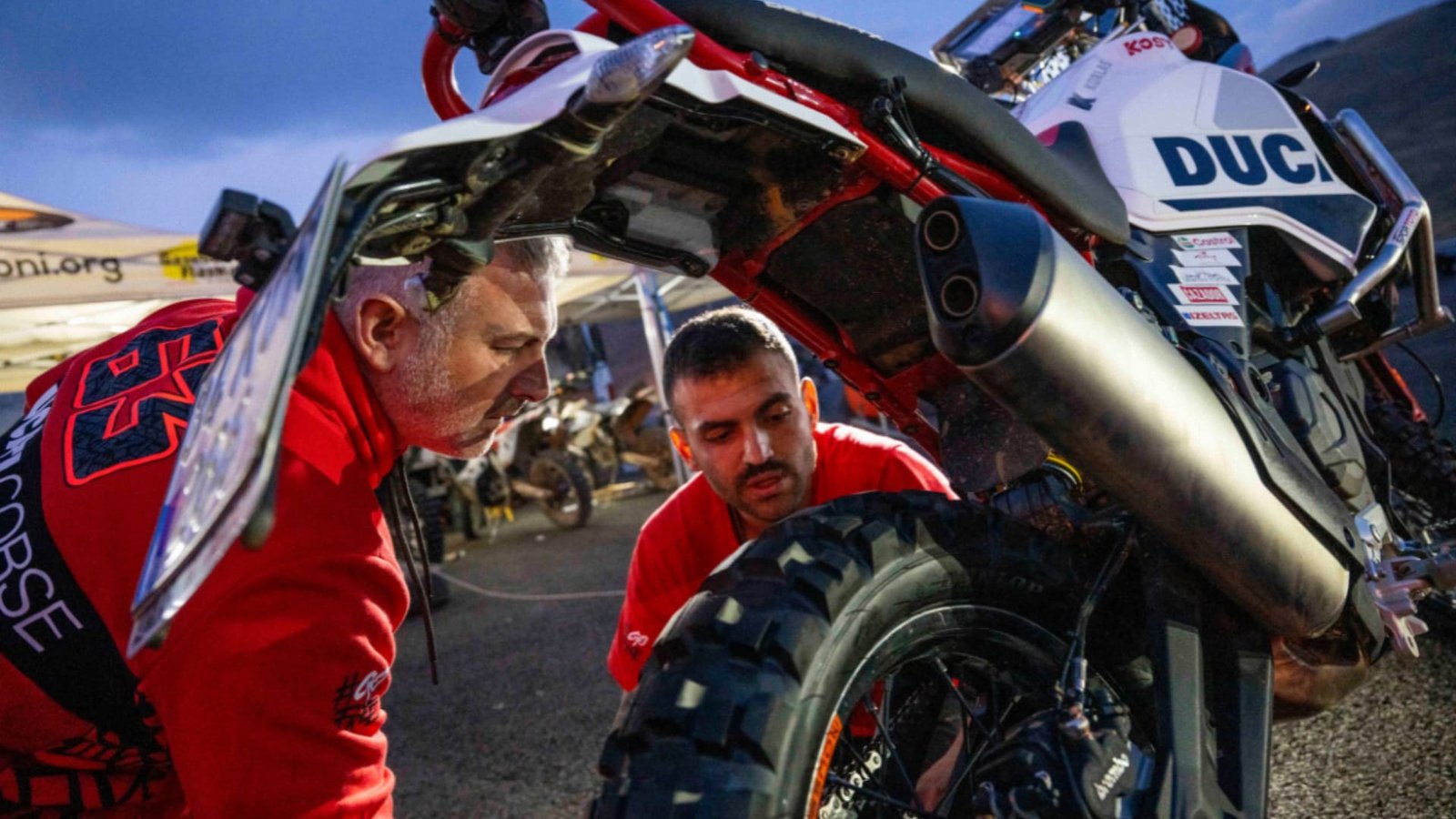 transanatolia-2024-rallisinin-ucuncu-gunu-basariyla-tamamlandi-blog-gorseli (7)