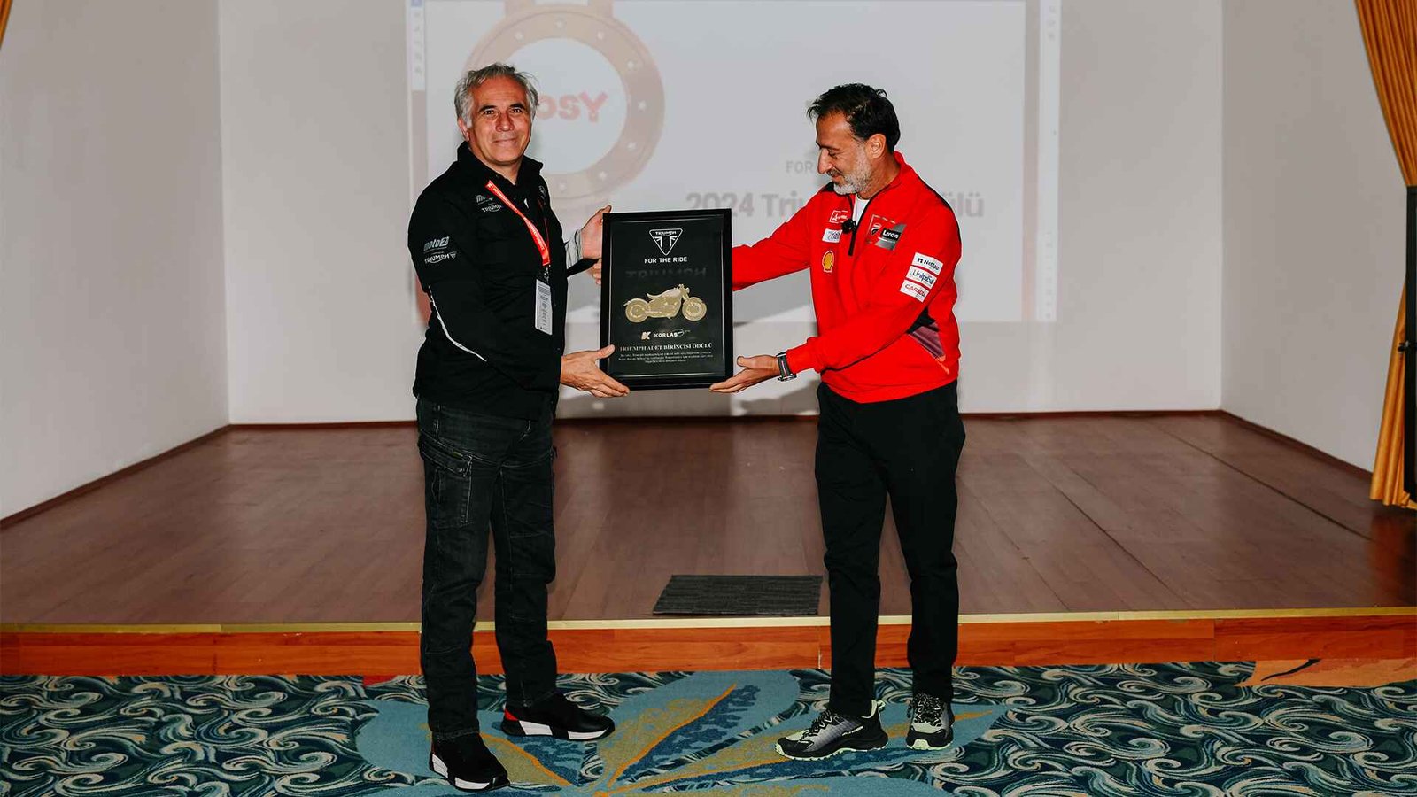 Korlas 30. Yıl Bayi Toplantısı Triumph Ödülü Ankara Kosy